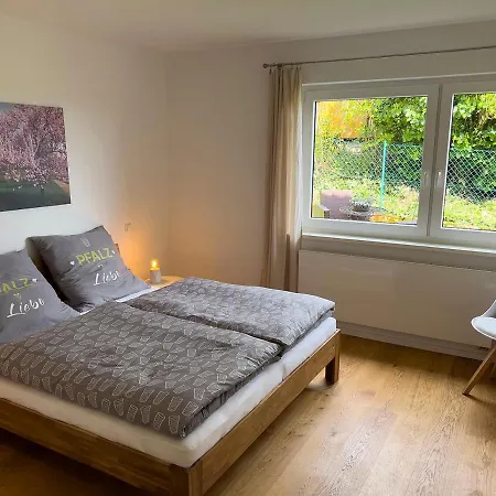 Ferienweingut Wissing Theo Apartamento *